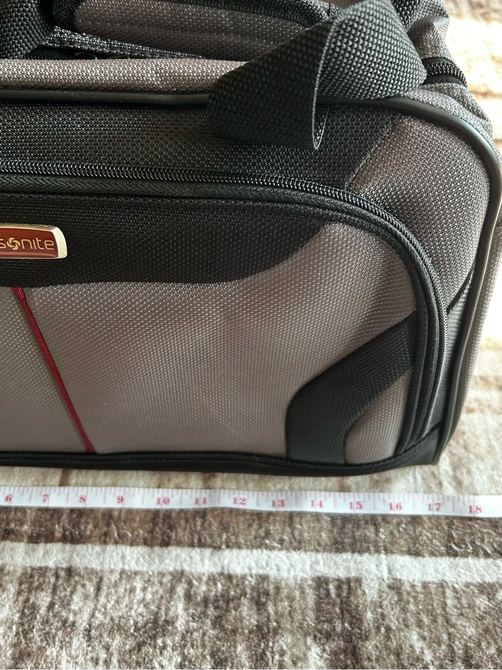 Samsonite Uintah Boarding Bag Carry-On 17.5